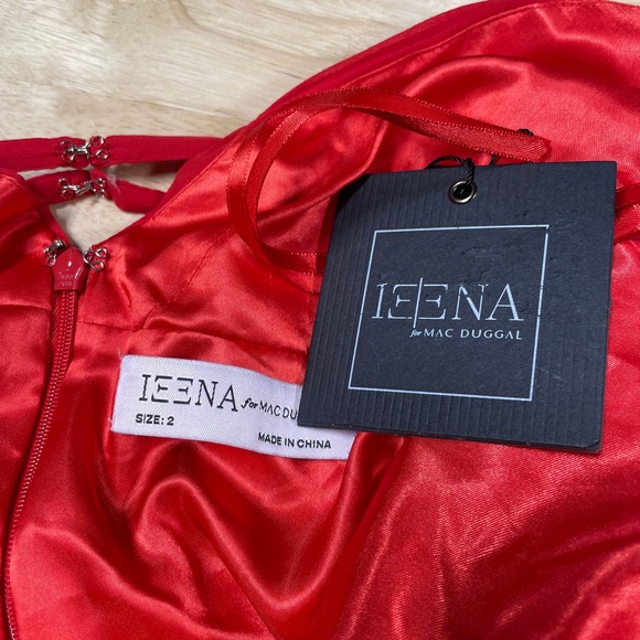 Mac Duggal NWT Chiffon A-line Ball Gown Size 2 Plunging Neck Pleated Tiered Red - Picture 4 of 8